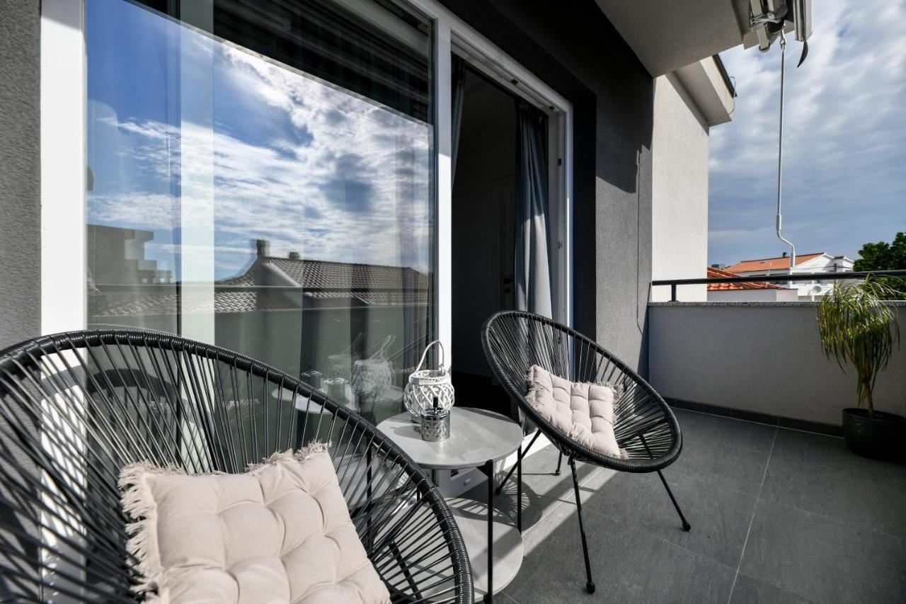 Luxe Apartments Zara Esterno foto